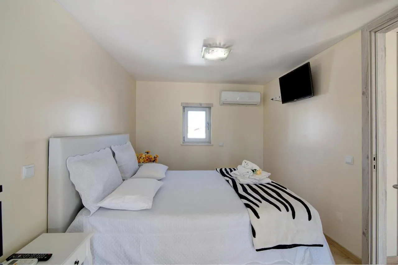 Numar Residence Villa X Manta Rota 0*,  Portugal